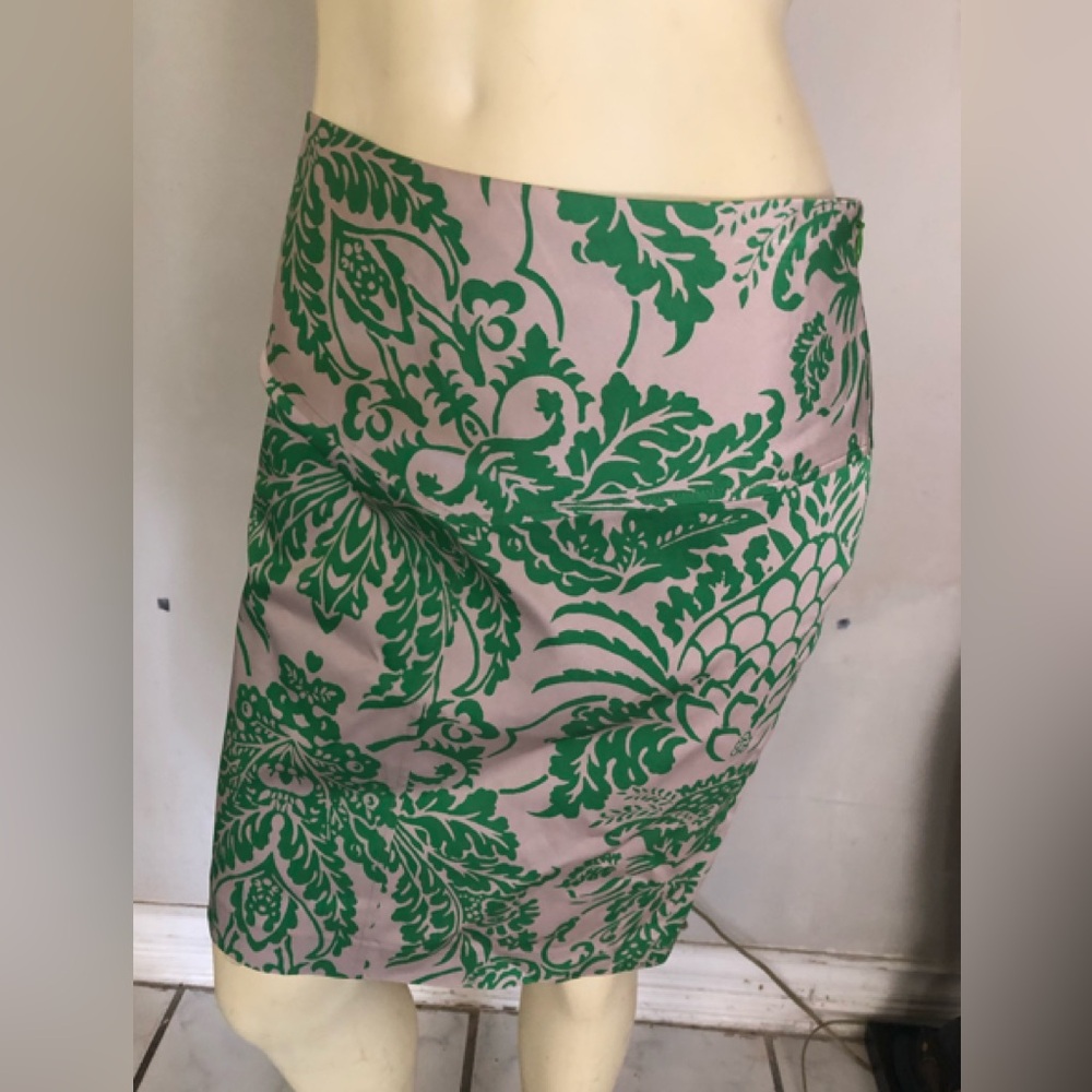 Diane Von Furstenberg Green and Beige Knee Length Skirt Size 6